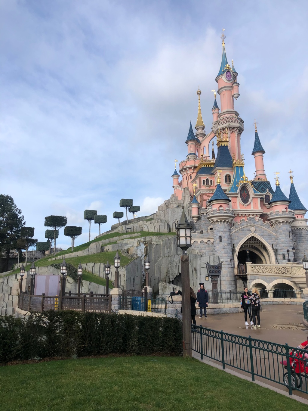 What You Really Need to Know Before You Visit Disneyland Paris