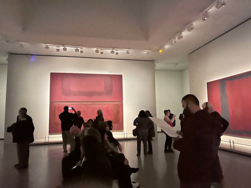The Mark Rothko Exhibit at Fondation Louis Vuitton Was Great, Despite All The People